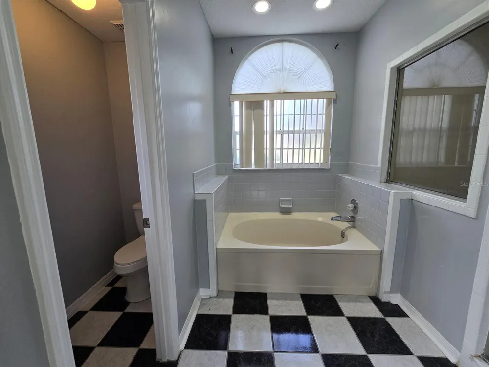 3901 LAUREL BRANCH COURT Lakeland, FL 33810