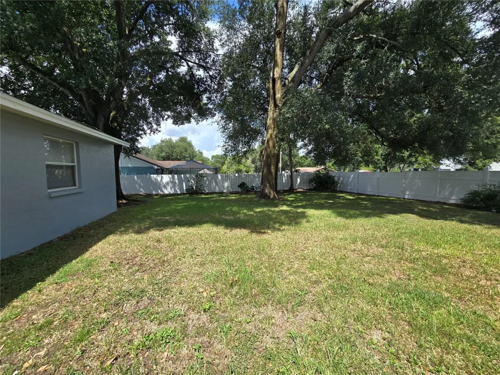 3901 LAUREL BRANCH COURT Lakeland, FL 33810
