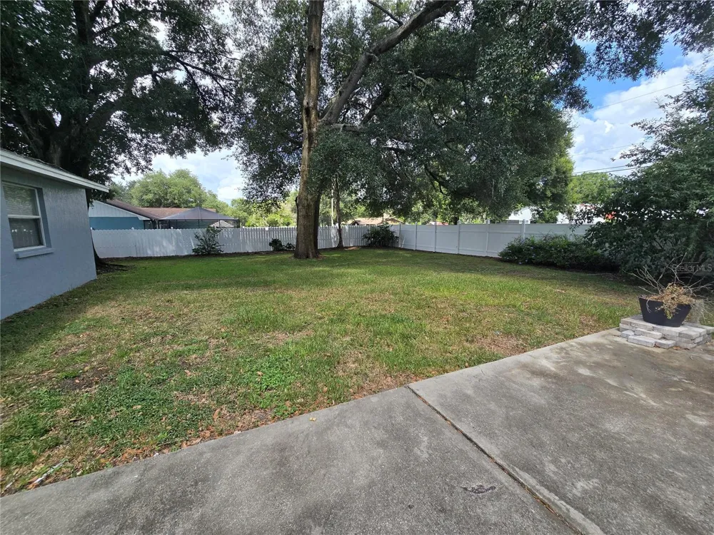3901 LAUREL BRANCH COURT Lakeland, FL 33810