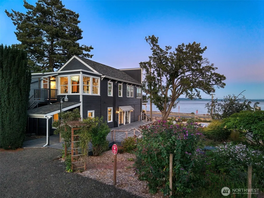 25931 Washington Boulevard NE Kingston, WA 98346