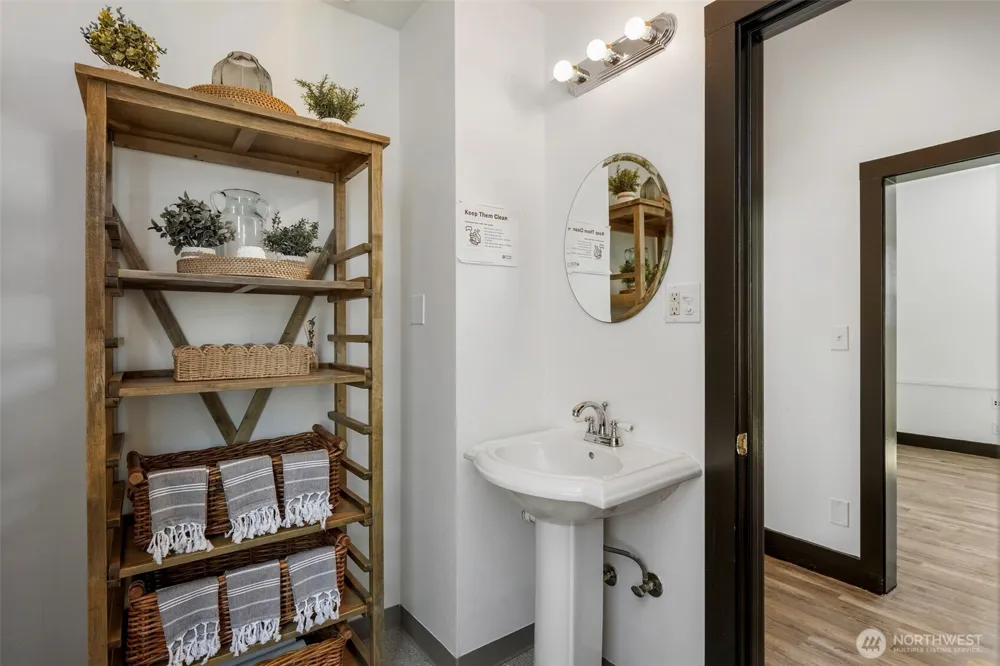 25931 Washington Boulevard NE Kingston, WA 98346