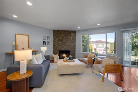 17430 Ambaum Boulevard S #8