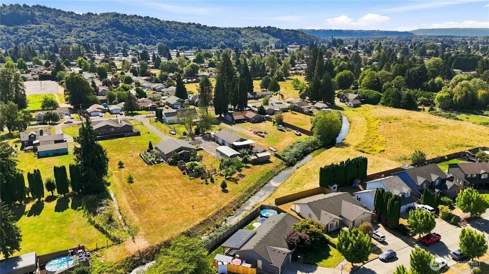 13 W Pine Lane Longview, WA 98632