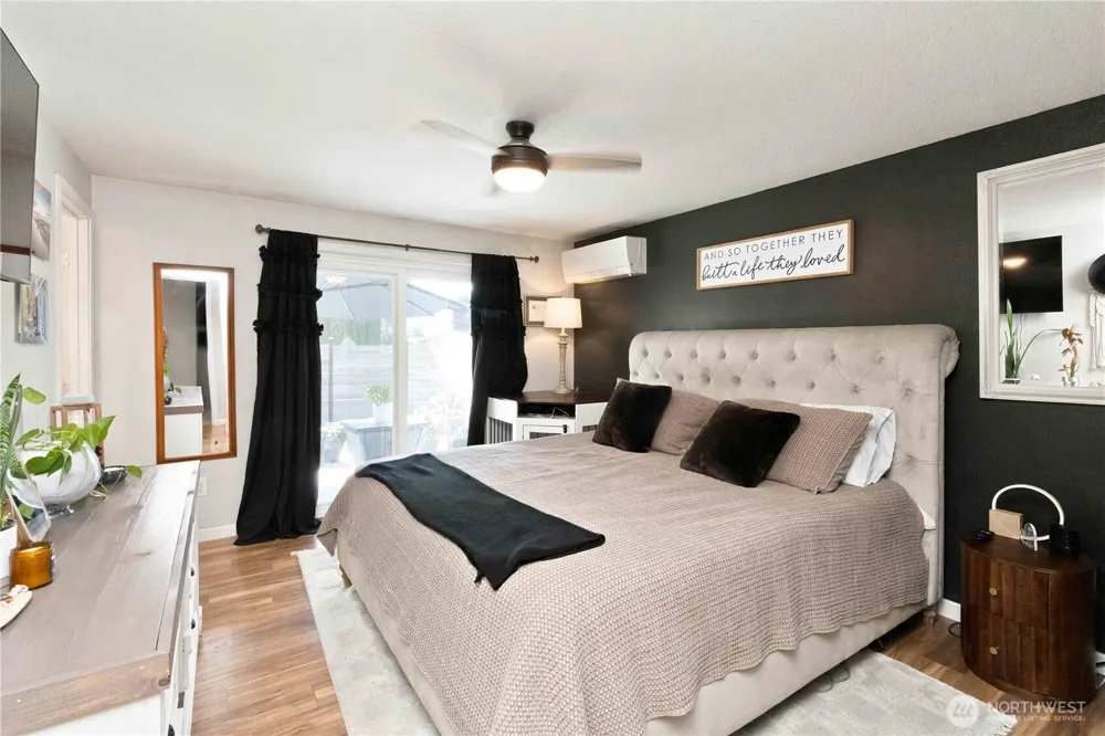 13 W Pine Lane Longview, WA 98632