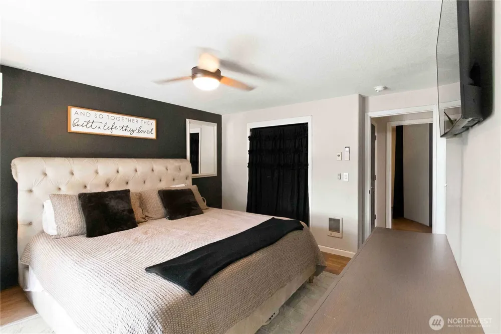 13 W Pine Lane Longview, WA 98632