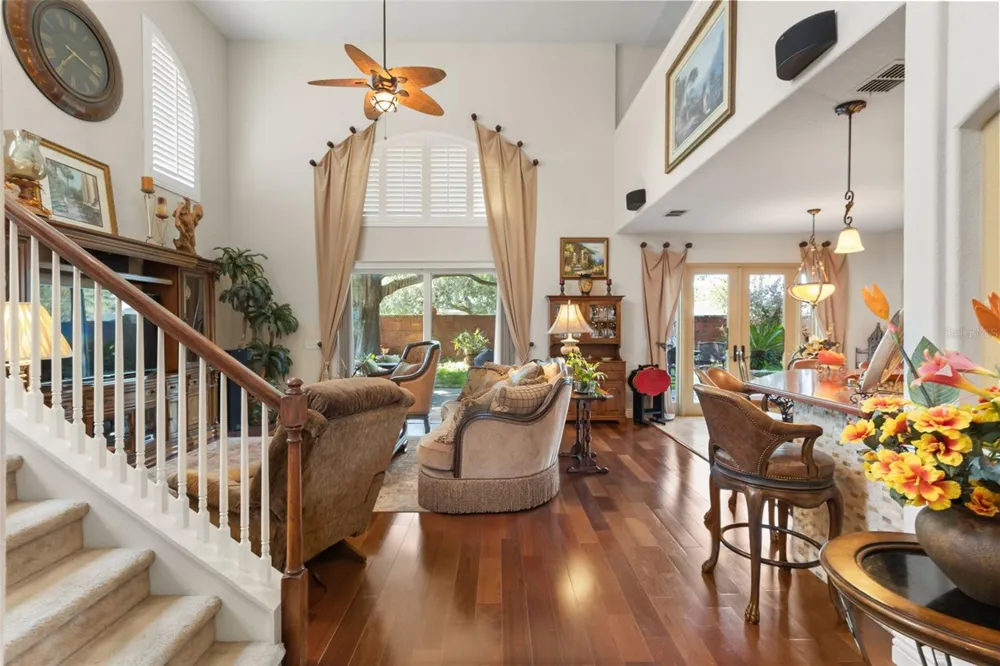 393 LAKE AMBERLEIGH DRIVE Winter Garden, FL 34787