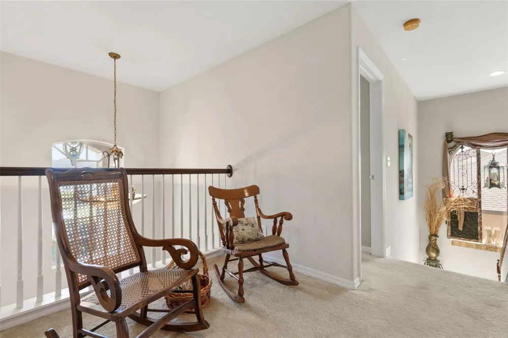 393 LAKE AMBERLEIGH DRIVE Winter Garden, FL 34787