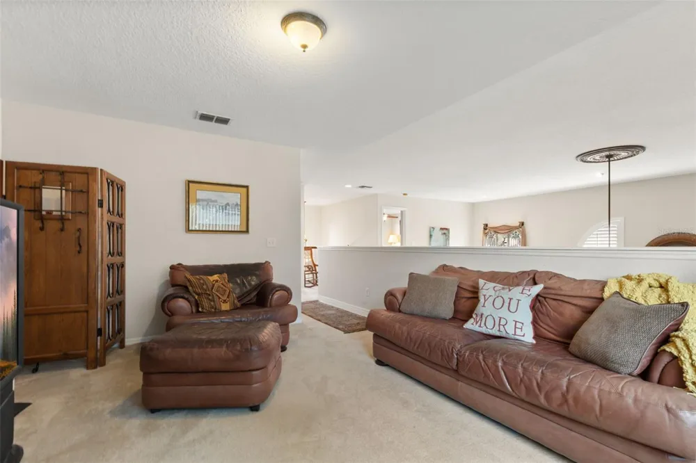 393 LAKE AMBERLEIGH DRIVE Winter Garden, FL 34787