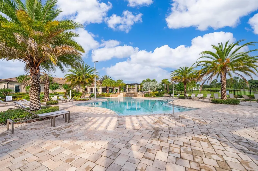 1173 TRAPPERS TRAIL LOOP Champions Gate, FL 33896
