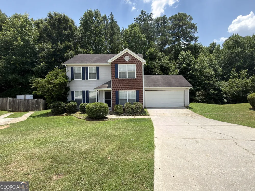 4368 Gray Raptor CIR Snellville, GA 30039