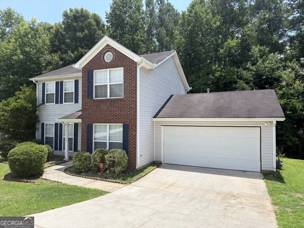 4368 Gray Raptor CIR Snellville, GA 30039