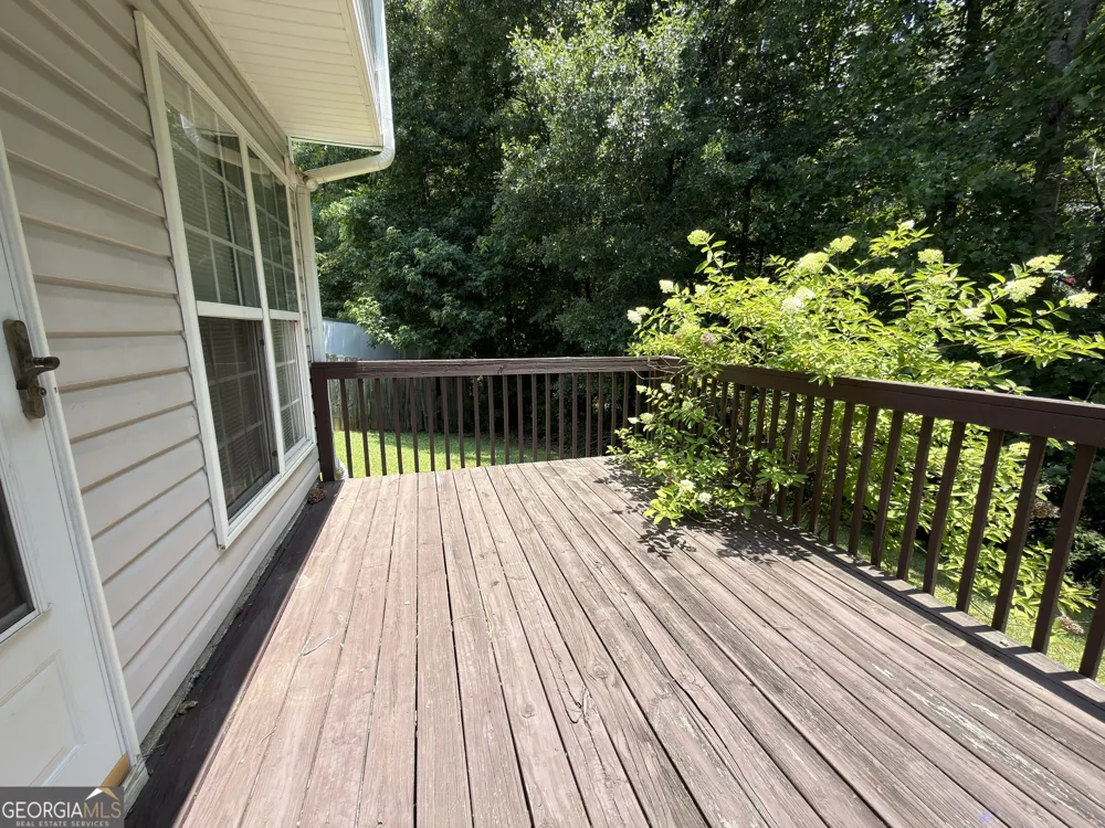 4368 Gray Raptor CIR Snellville, GA 30039