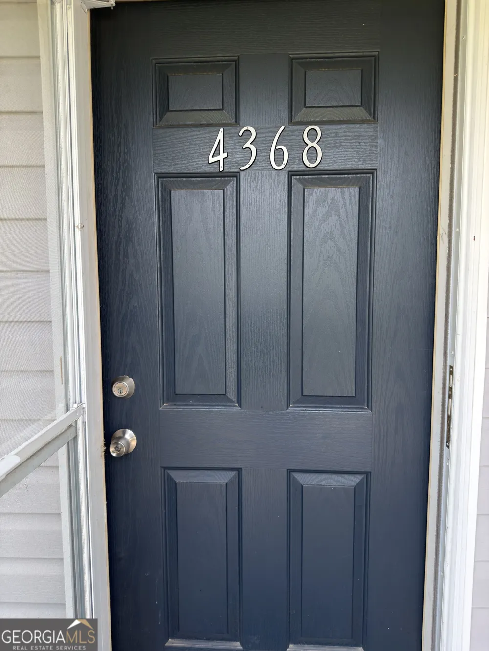 4368 Gray Raptor CIR Snellville, GA 30039