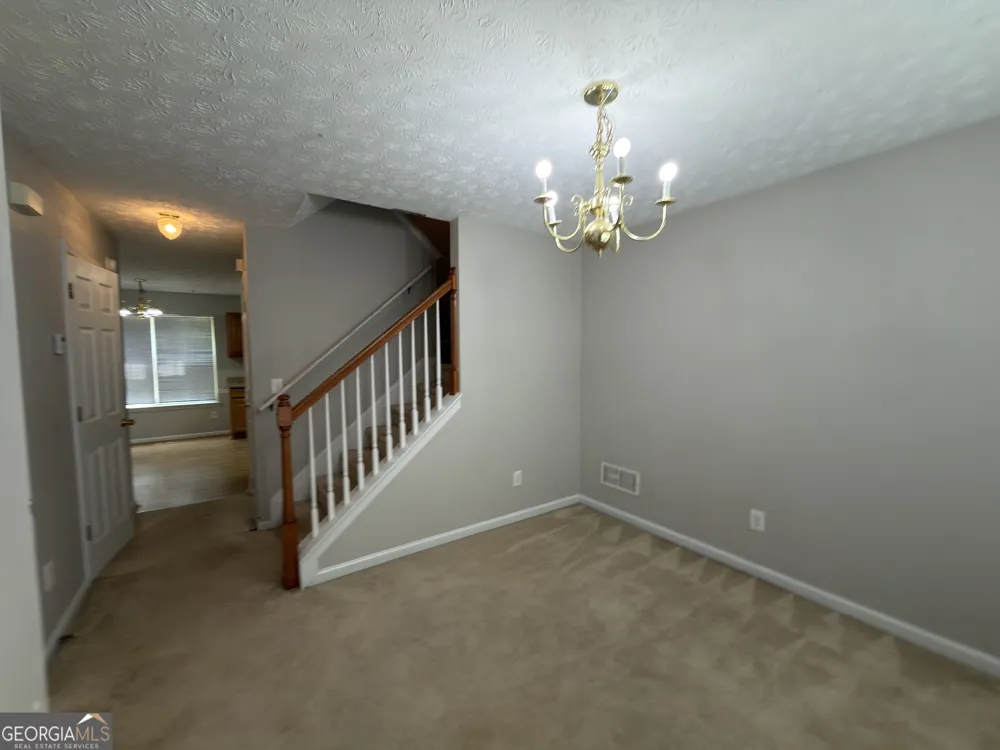 4368 Gray Raptor CIR Snellville, GA 30039