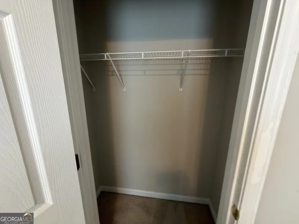 4368 Gray Raptor CIR Snellville, GA 30039