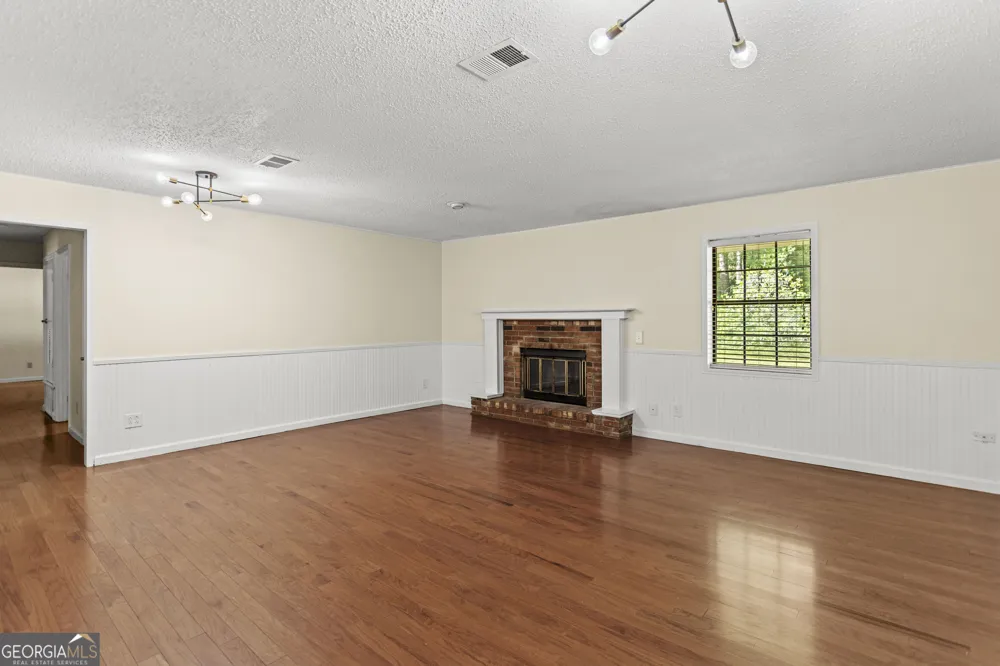 430 Martin RD Hinesville, GA 31313