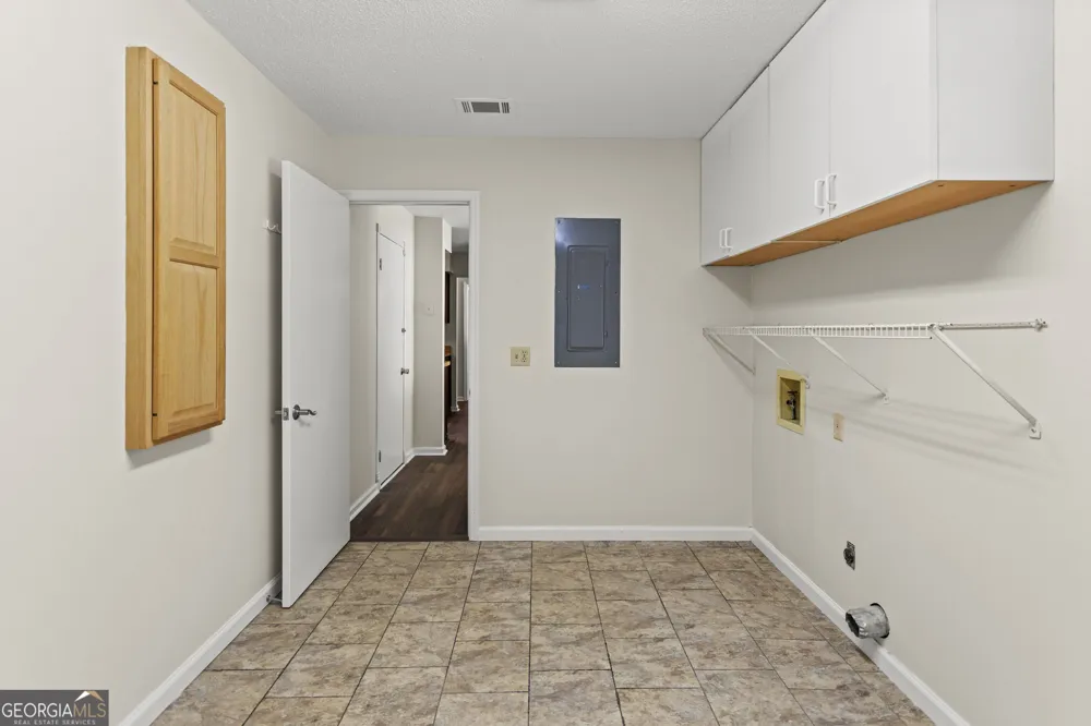 430 Martin RD Hinesville, GA 31313