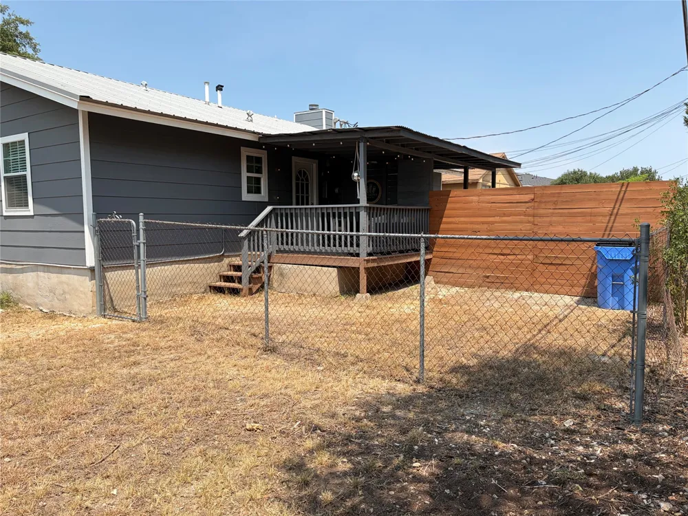 5303 Thunderbird Street Lago Vista, TX 78645