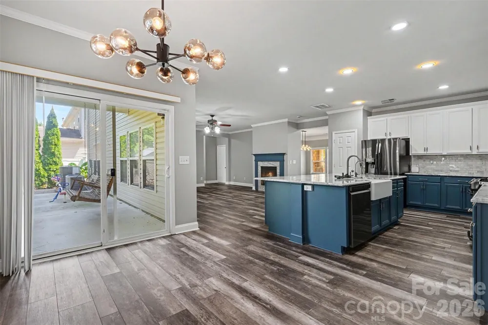 325 Mount Side Way Fort Mill, SC 29715