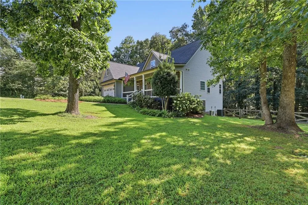 342 Stonington Drive Mount Airy, GA 30563