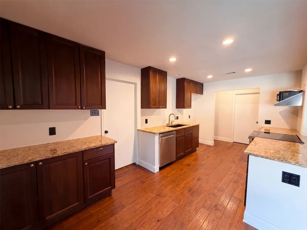 512 W Jefferson Street Wylie, TX 75098