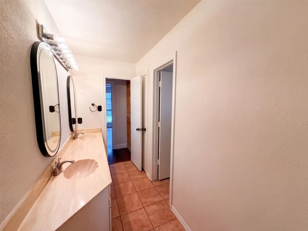 512 W Jefferson Street Wylie, TX 75098