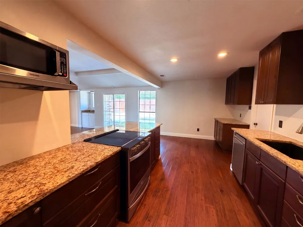 512 W Jefferson Street Wylie, TX 75098