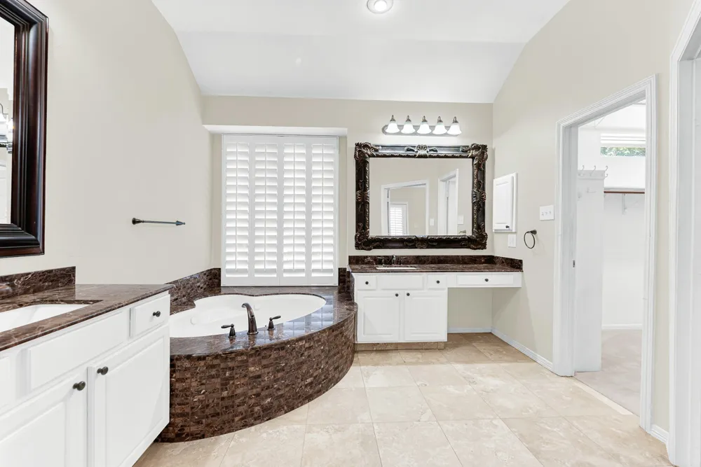 3217 Royal Melbourne Drive Plano, TX 75093