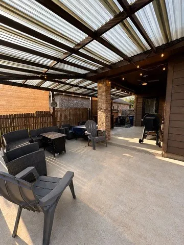 321 Avila Lane Fort Worth, TX 76052