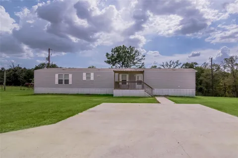 37 Riverside Lane #B