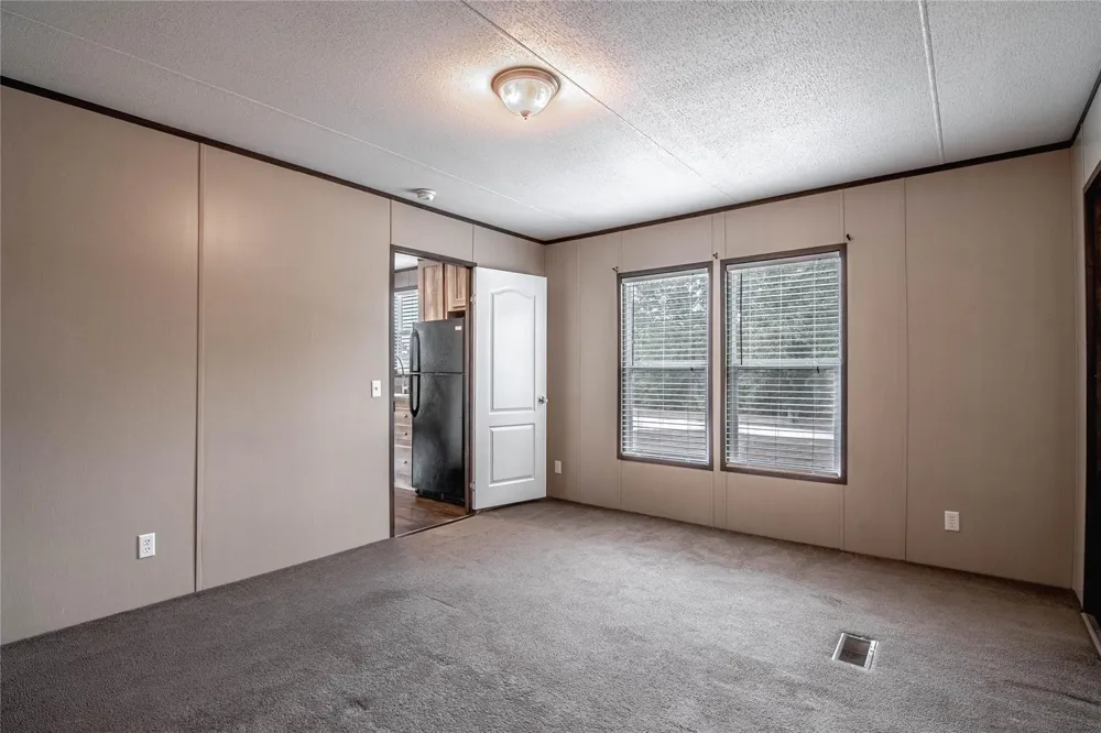 37 Riverside Lane #B Huntsville, TX 77320