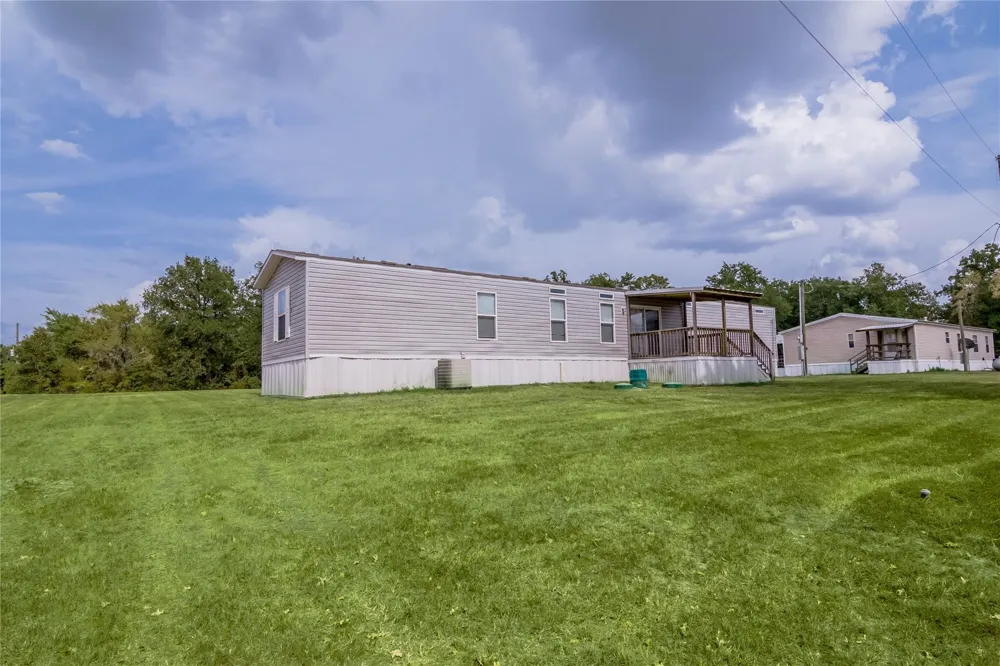 37 Riverside Lane #B Huntsville, TX 77320