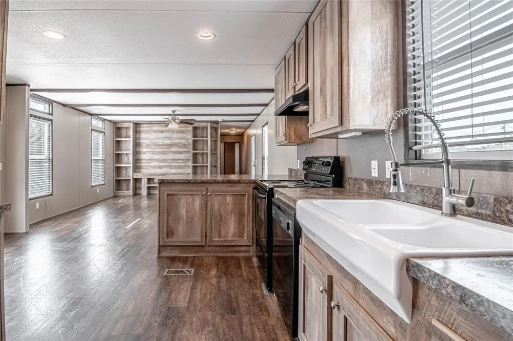 37 Riverside Lane #B Huntsville, TX 77320