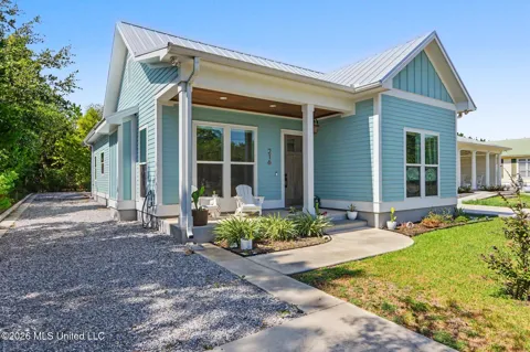216 Ballentine Street