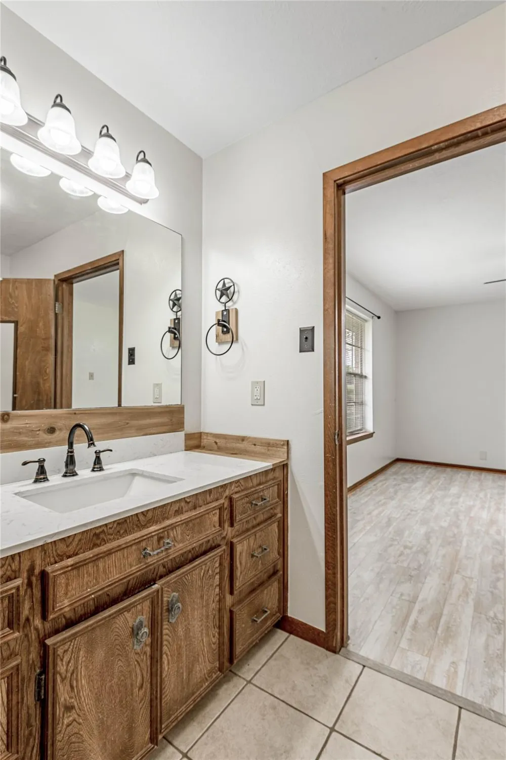 4640 Fm 1374 Road #A Huntsville, TX 77340