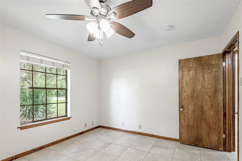 4640 Fm 1374 Road #A Huntsville, TX 77340