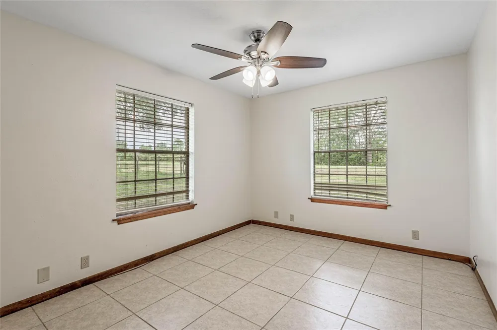 4640 Fm 1374 Road #A Huntsville, TX 77340