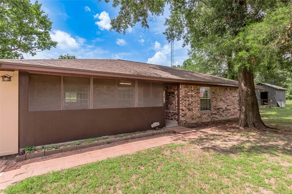 4640 Fm 1374 Road #A Huntsville, TX 77340