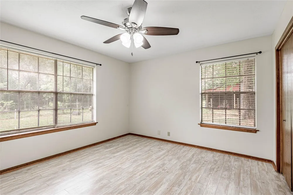 4640 Fm 1374 Road #A Huntsville, TX 77340