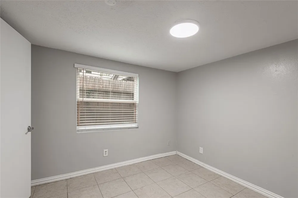 26620 Primrose Court Huntsville, TX 77320