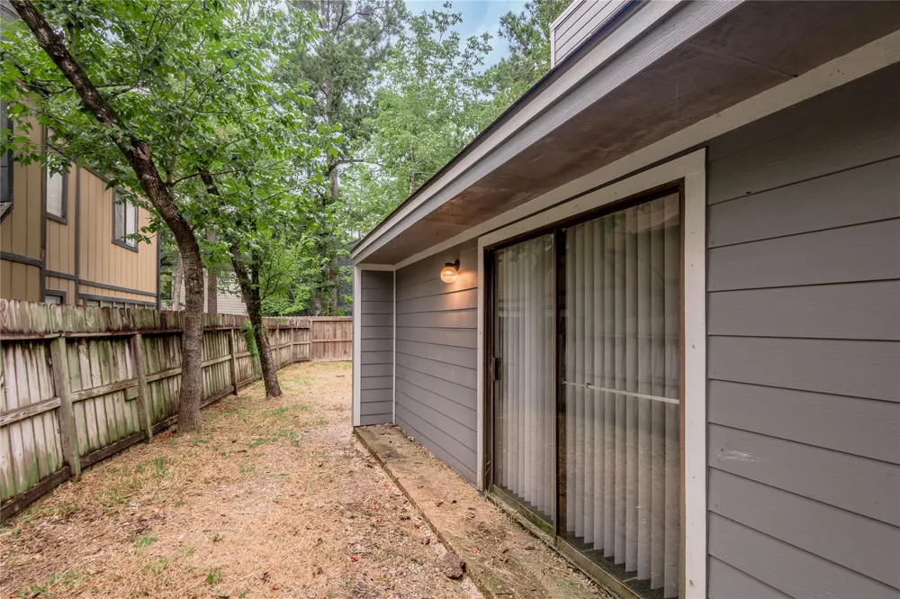 26620 Primrose Court Huntsville, TX 77320