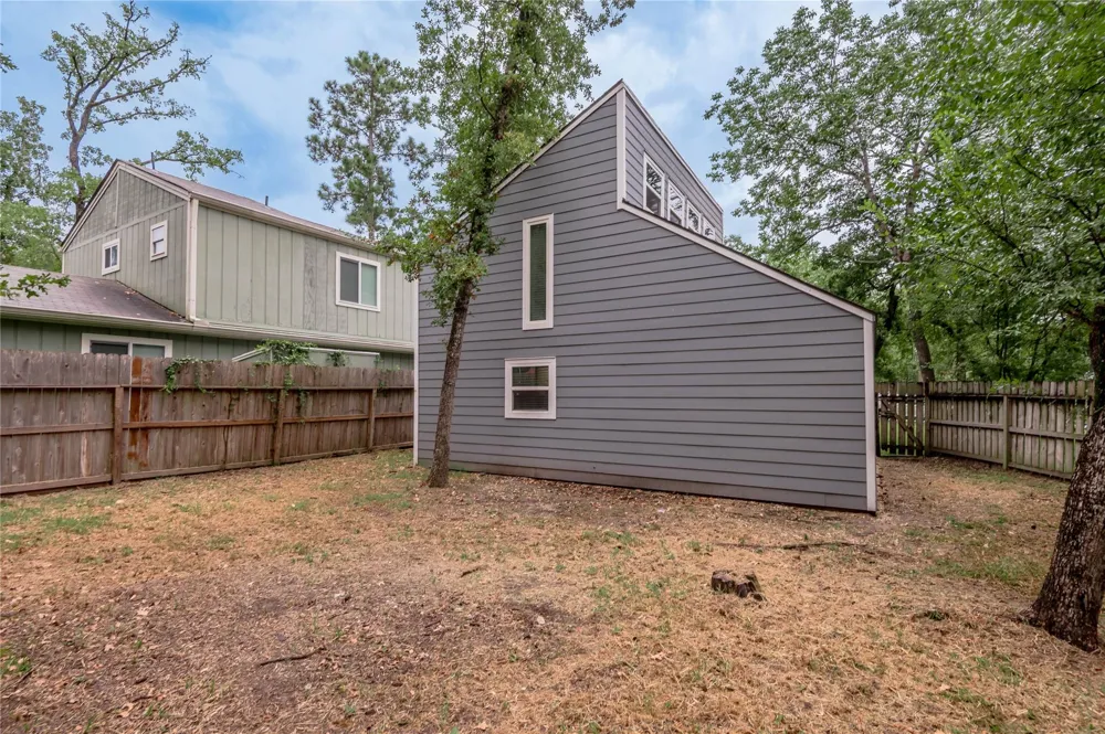 26620 Primrose Court Huntsville, TX 77320