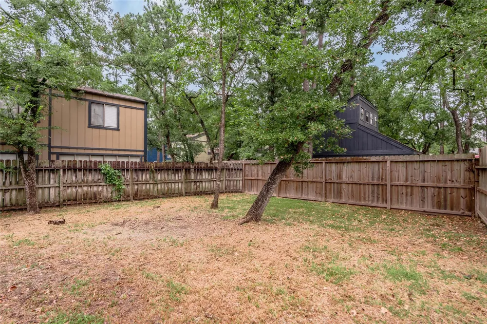 26620 Primrose Court Huntsville, TX 77320