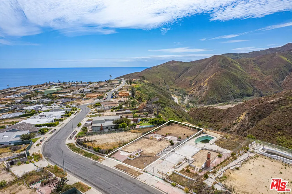 3523 Shoreheights Drive Malibu, CA 90265