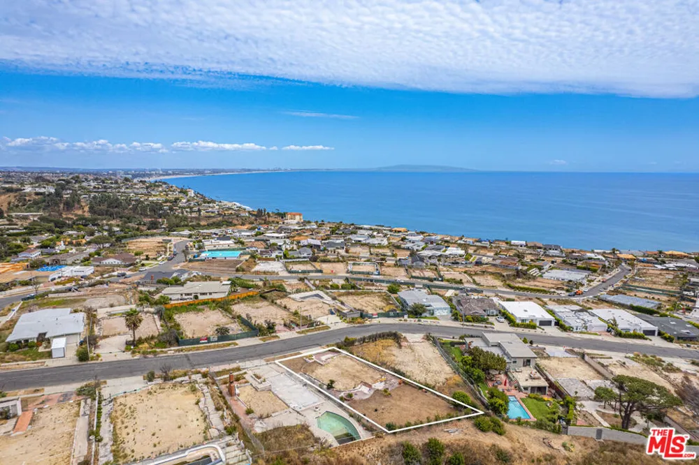 3523 Shoreheights Drive Malibu, CA 90265