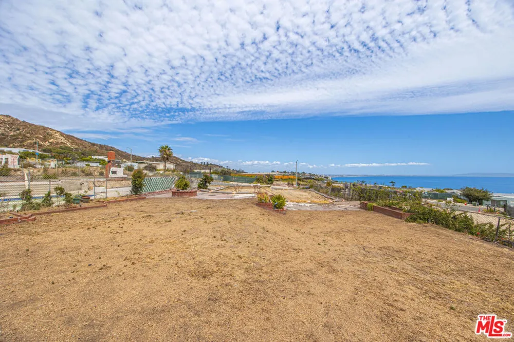 3523 Shoreheights Drive Malibu, CA 90265