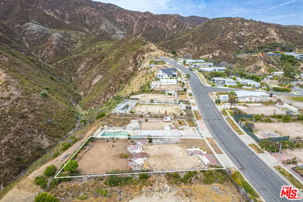3523 Shoreheights Drive Malibu, CA 90265