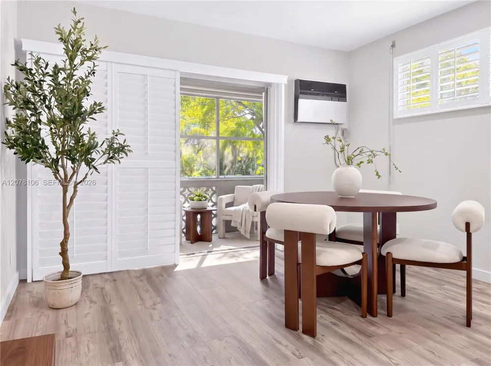 6580 Santona St #16 Coral Gables, FL 33146