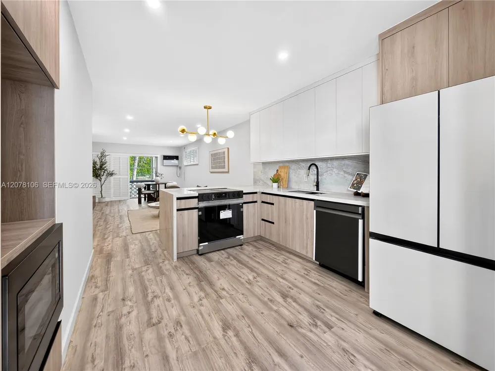 6580 Santona St #16 Coral Gables, FL 33146