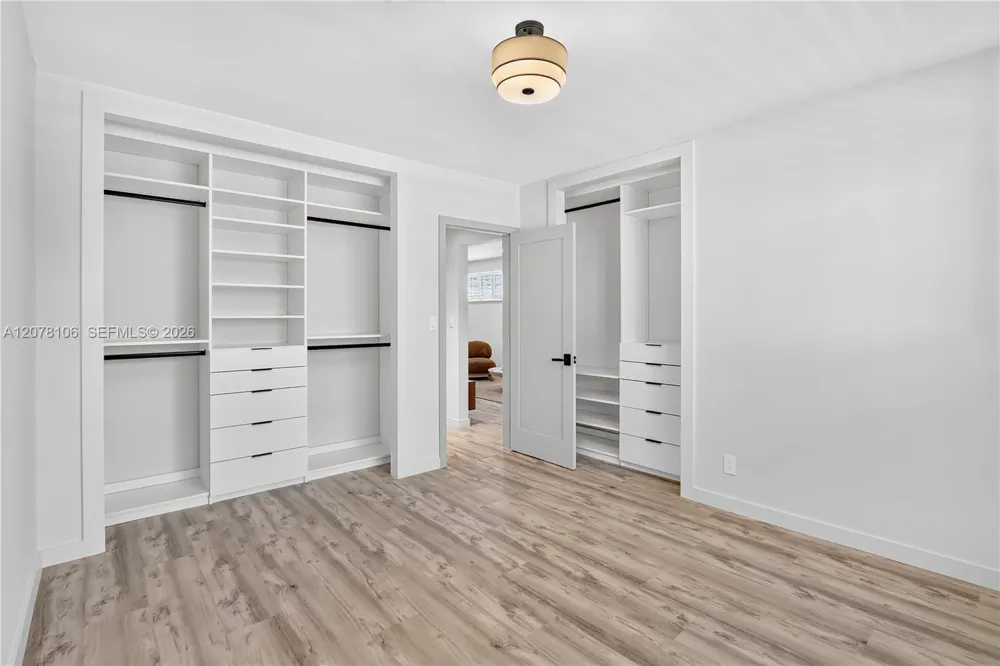 6580 Santona St #16 Coral Gables, FL 33146